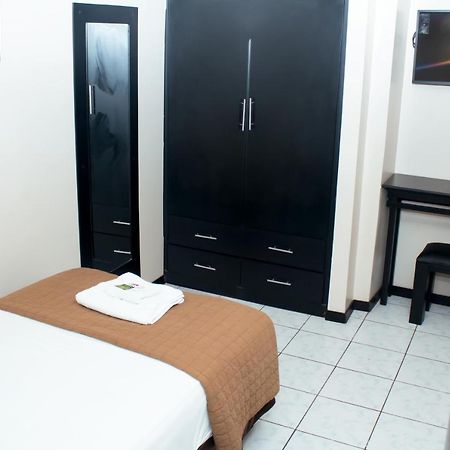 Hotel Paris Machala Eksteriør billede