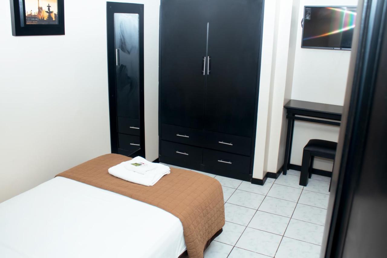 Hotel Paris Machala Eksteriør billede